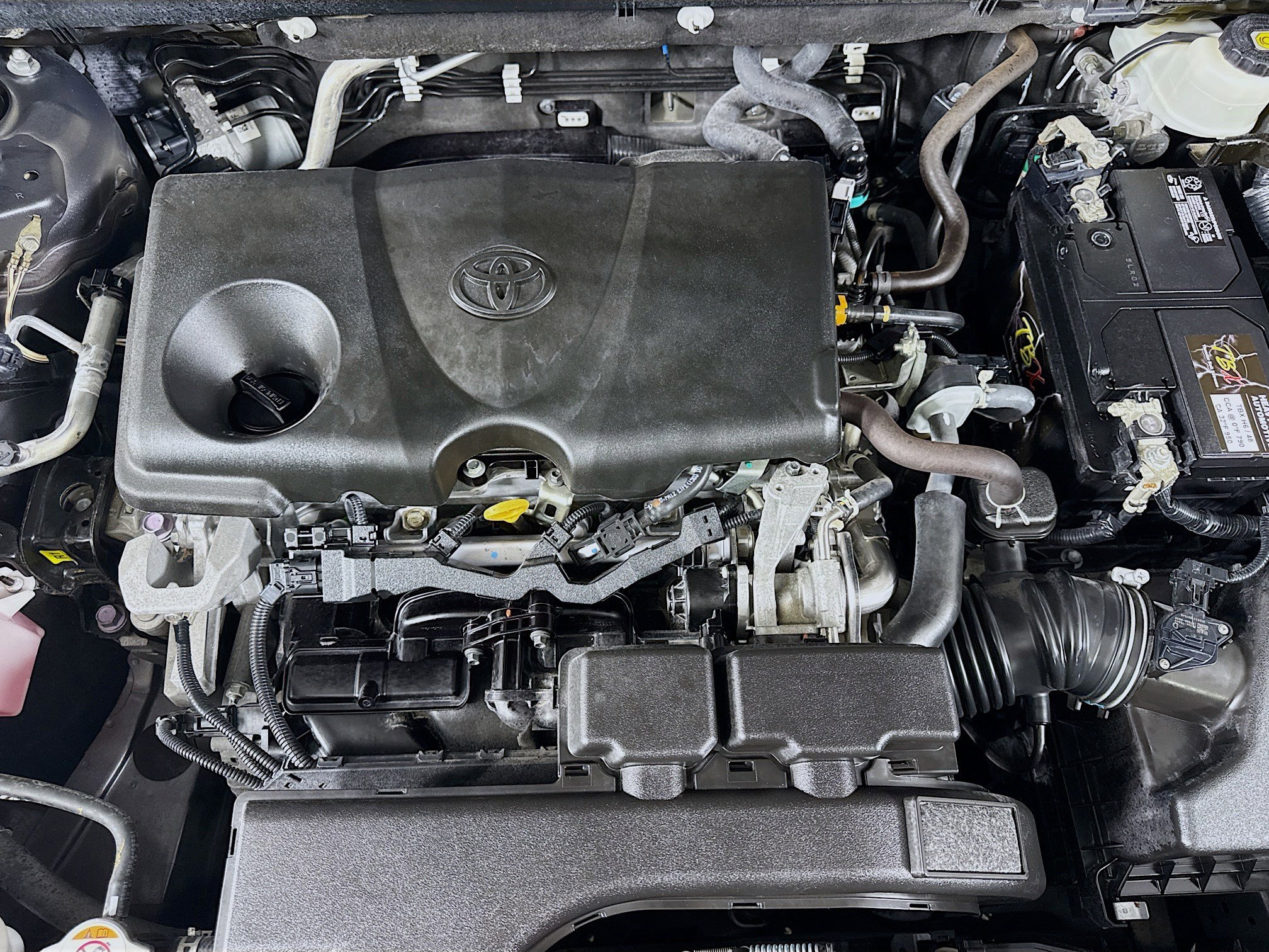 Used 2021 Toyota RAV4 XLE w/ Convenience Package image 39