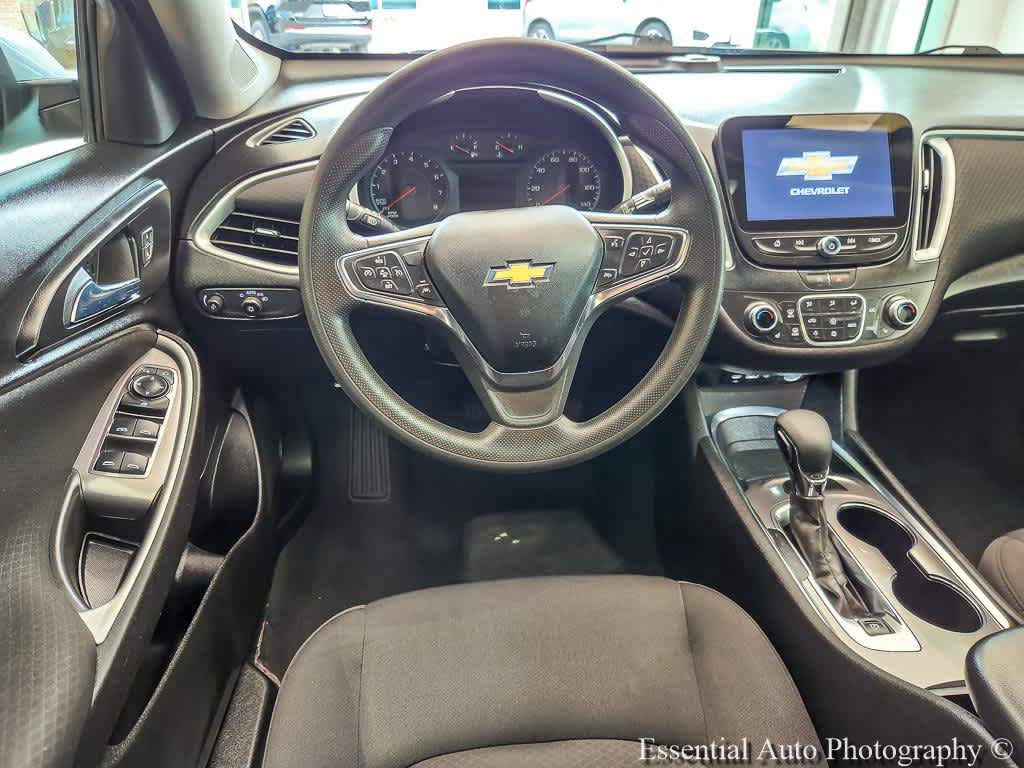 Used 2023 Chevrolet Malibu LT FWD image 13