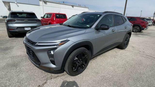 Used 2024 Chevrolet Trax ACTIV w/ Sunroof Package image 6