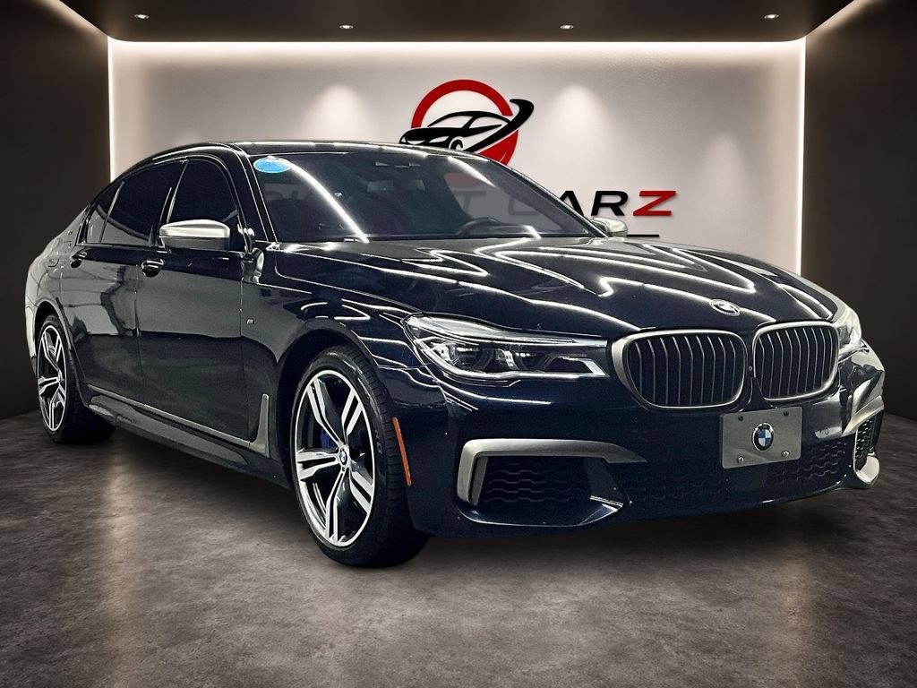 Used 2018 BMW M760i xDrive AWD/4WD image 1