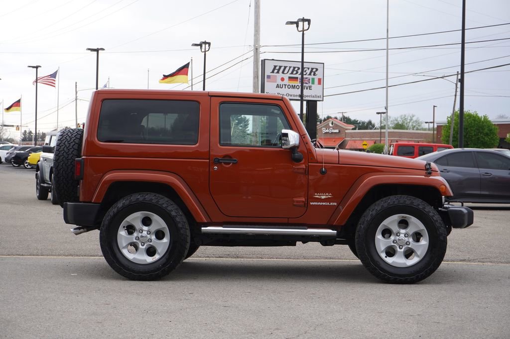 Used 2014 Jeep Wrangler Sahara w/ Dual Top Group image 8