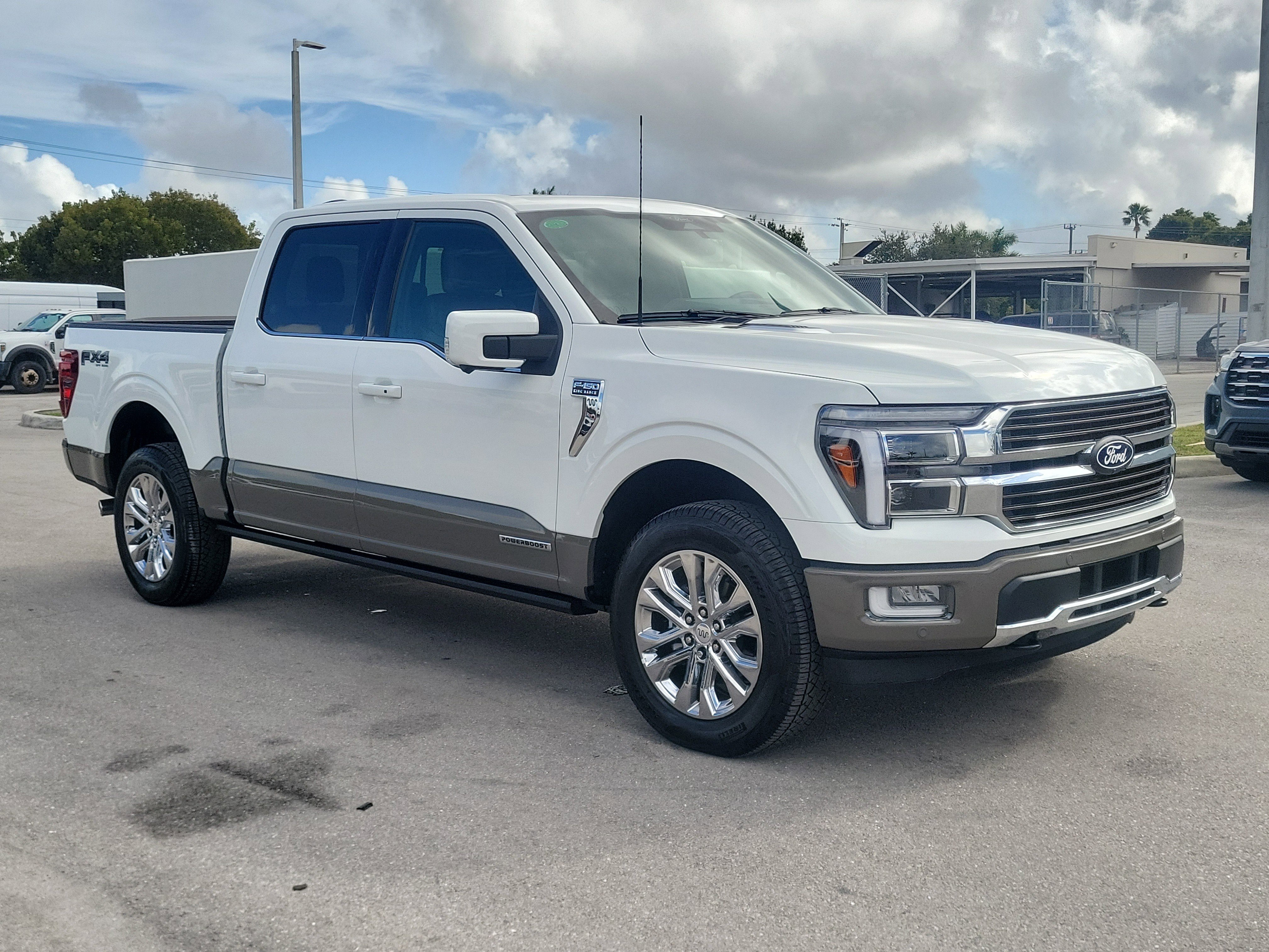 Used 2025 Ford F150 King Ranch w/ FX4 Off-Road Package image 3