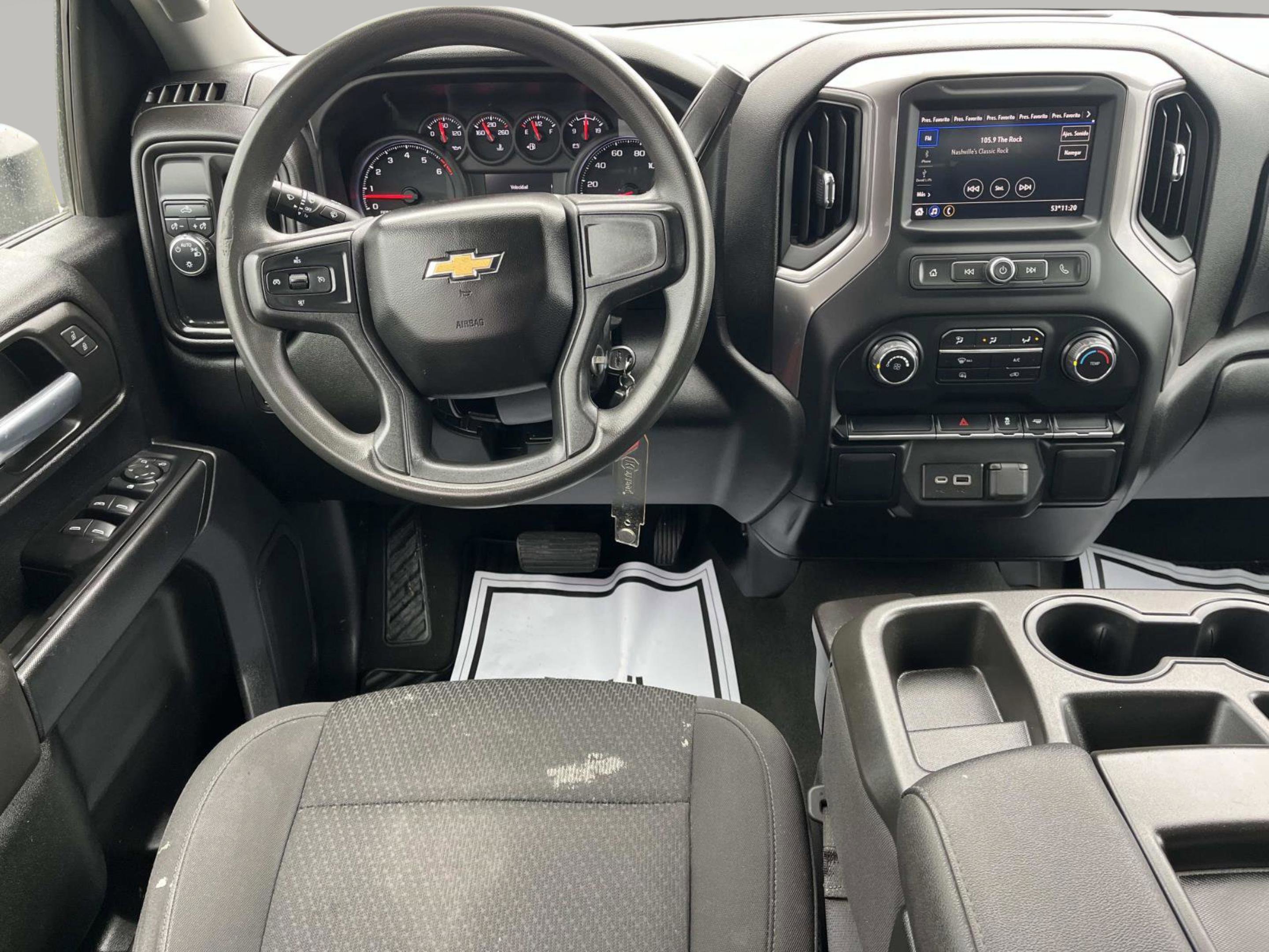 Used 2023 Chevrolet Silverado 2500 Custom image 14