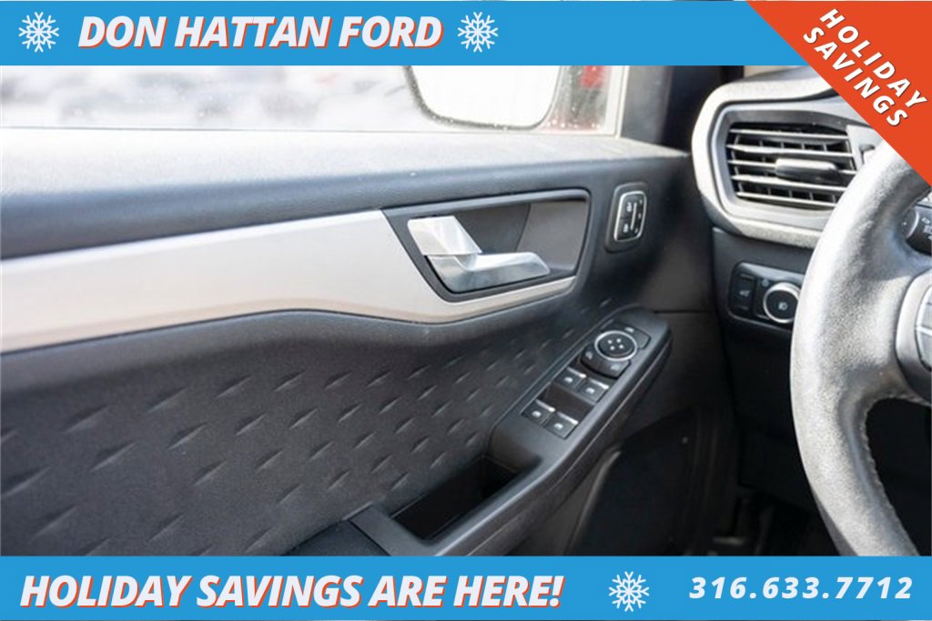 Used 2020 Ford Escape SEL image 17