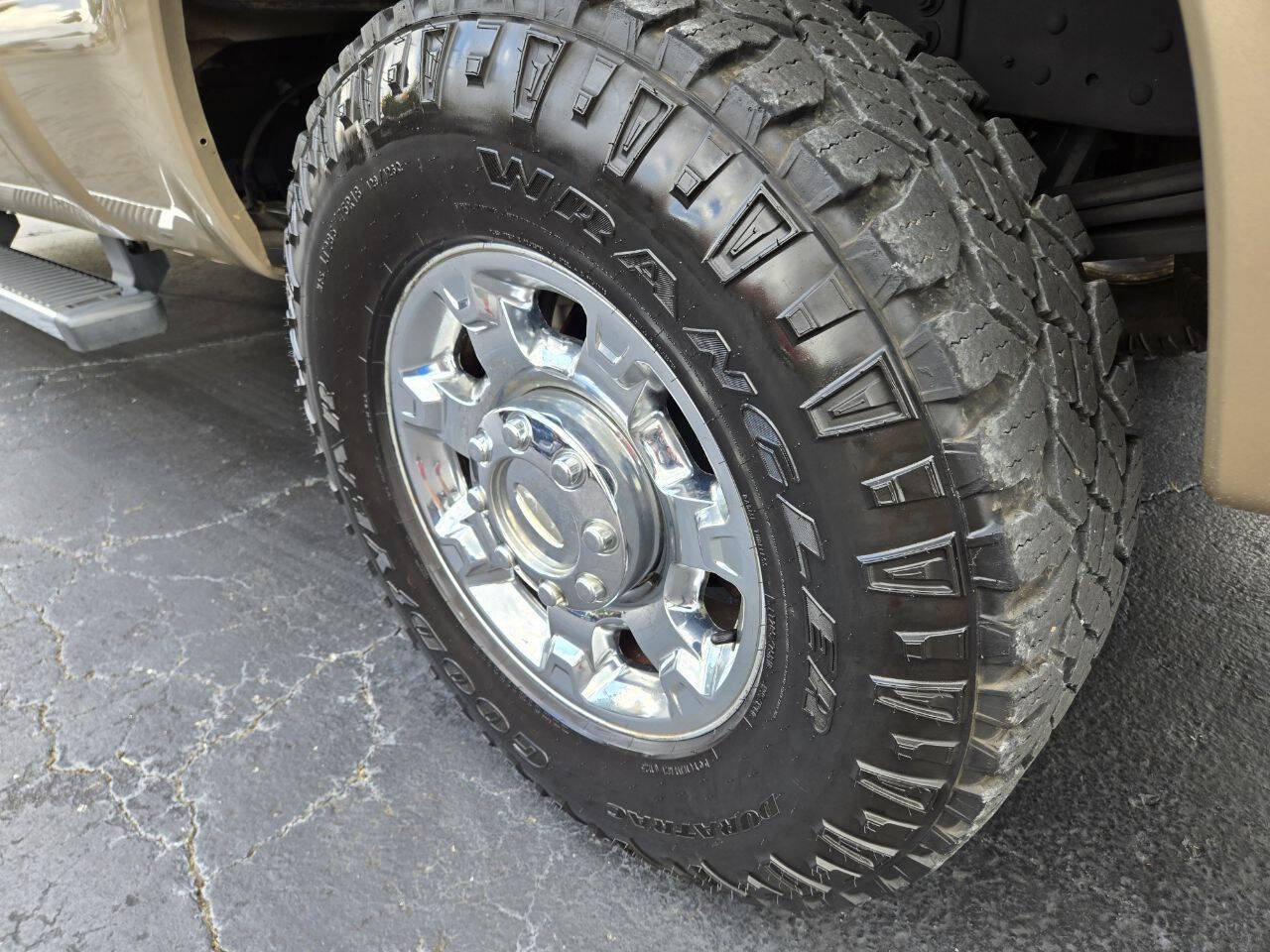 Used 2012 Ford F250 XLT w/ XLT Premium Pkg AWD/4WD image 13