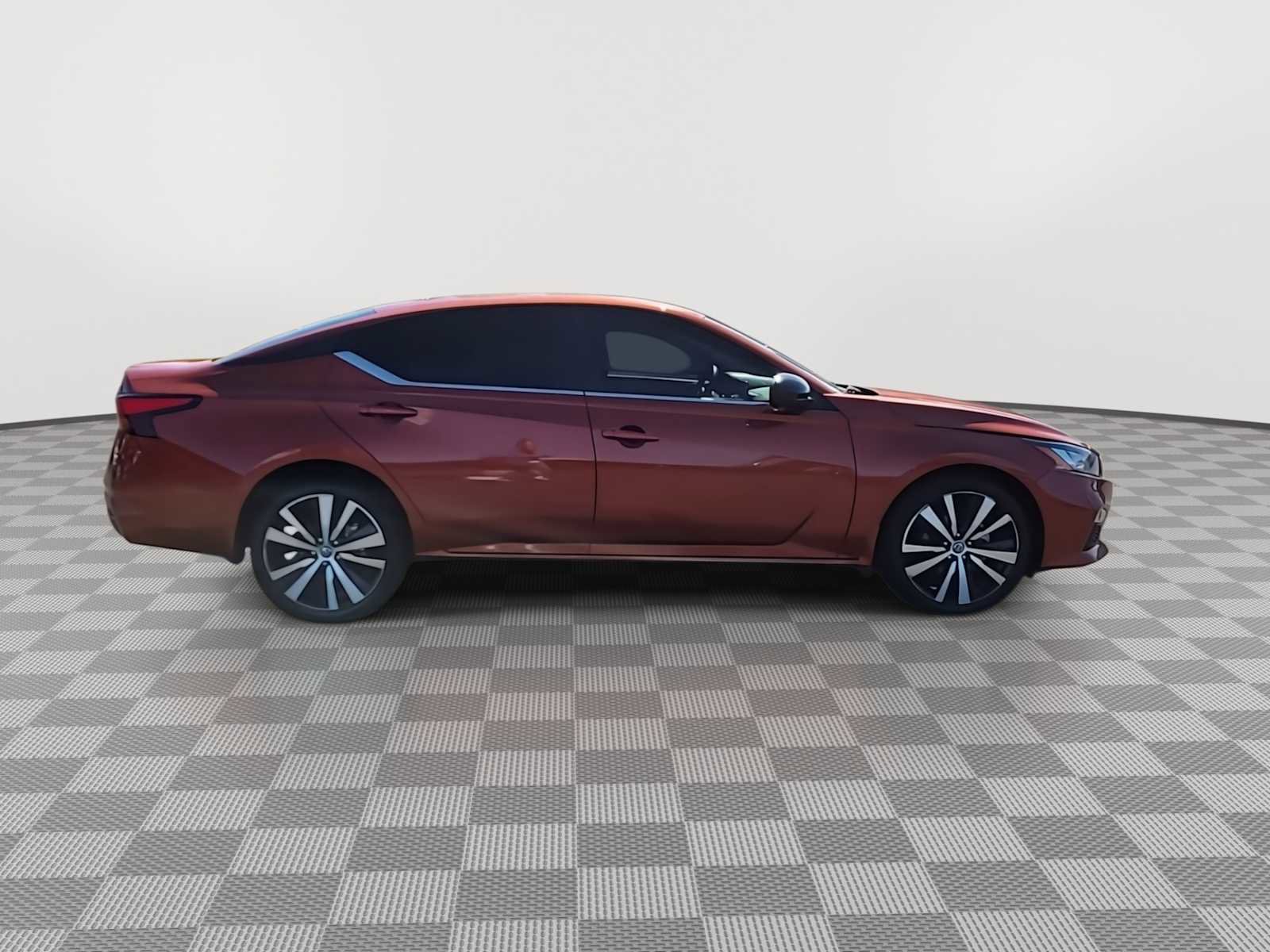 Used 2021 Nissan Altima 2.5 SR AWD/4WD image 9