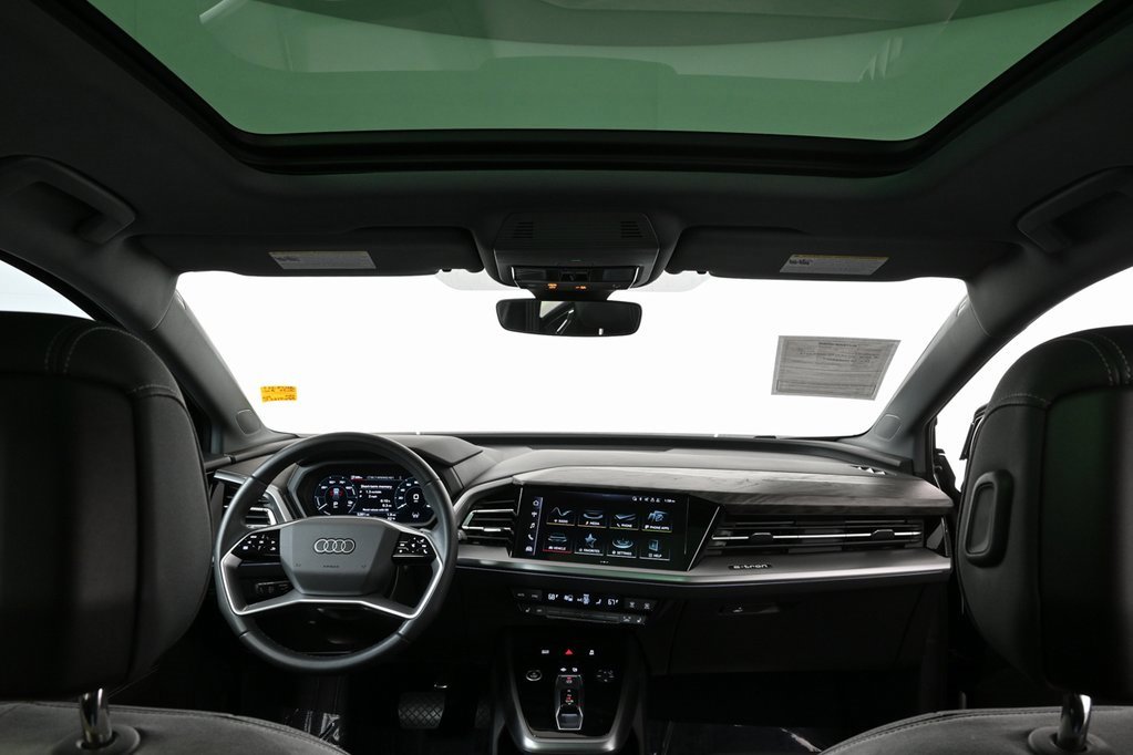 Used 2024 Audi Q4 e-tron Premium image 18
