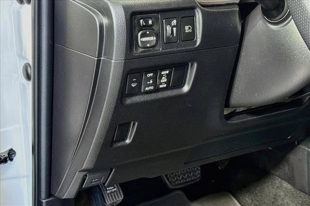 Used 2020 Toyota 4Runner Nightshade AWD/4WD image 10