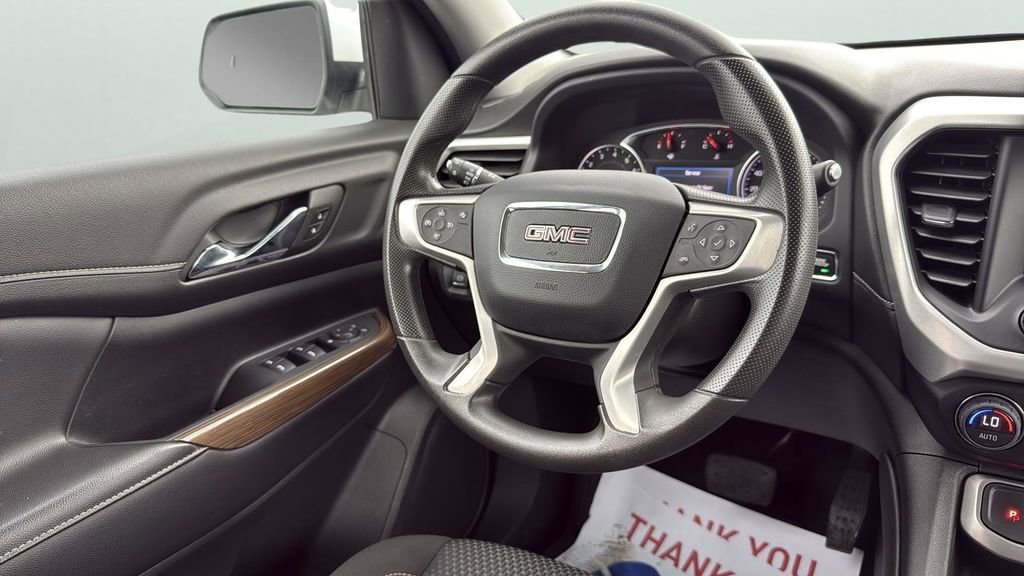 Used 2023 GMC Acadia SLE FWD image 13