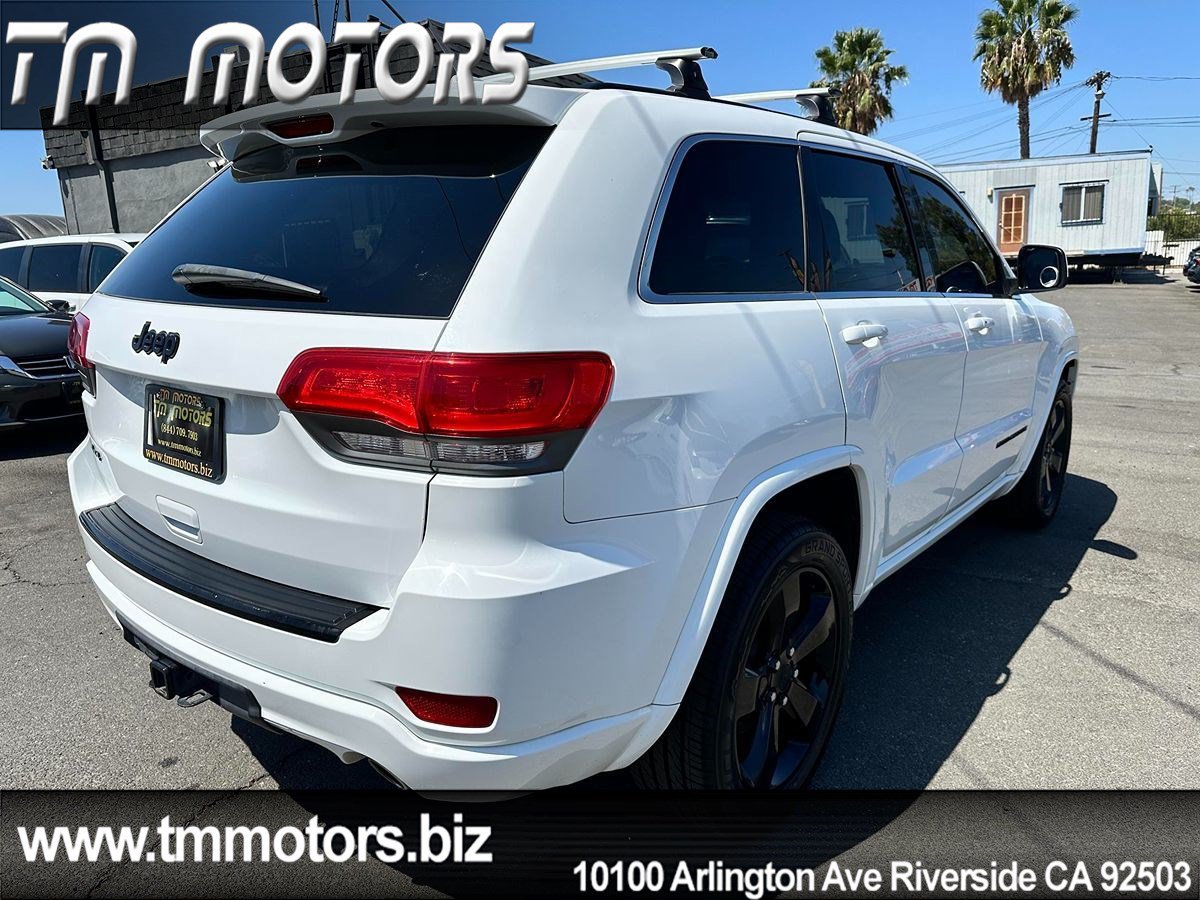 Used 2014 Jeep Grand Cherokee Altitude AWD/4WD image 21