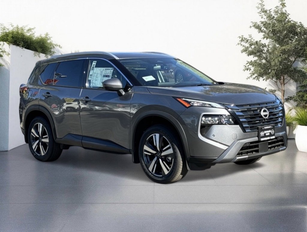 New 2025 Nissan Rogue SL w/ SL Premium Package