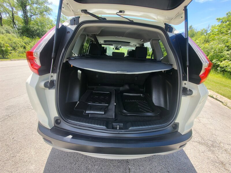 Used 2017 Honda CR-V EX image 10