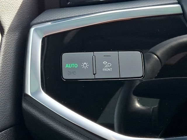 Used 2023 Audi Q3 2.0T Premium Plus w/ Premium Plus Package AWD/4WD image 24