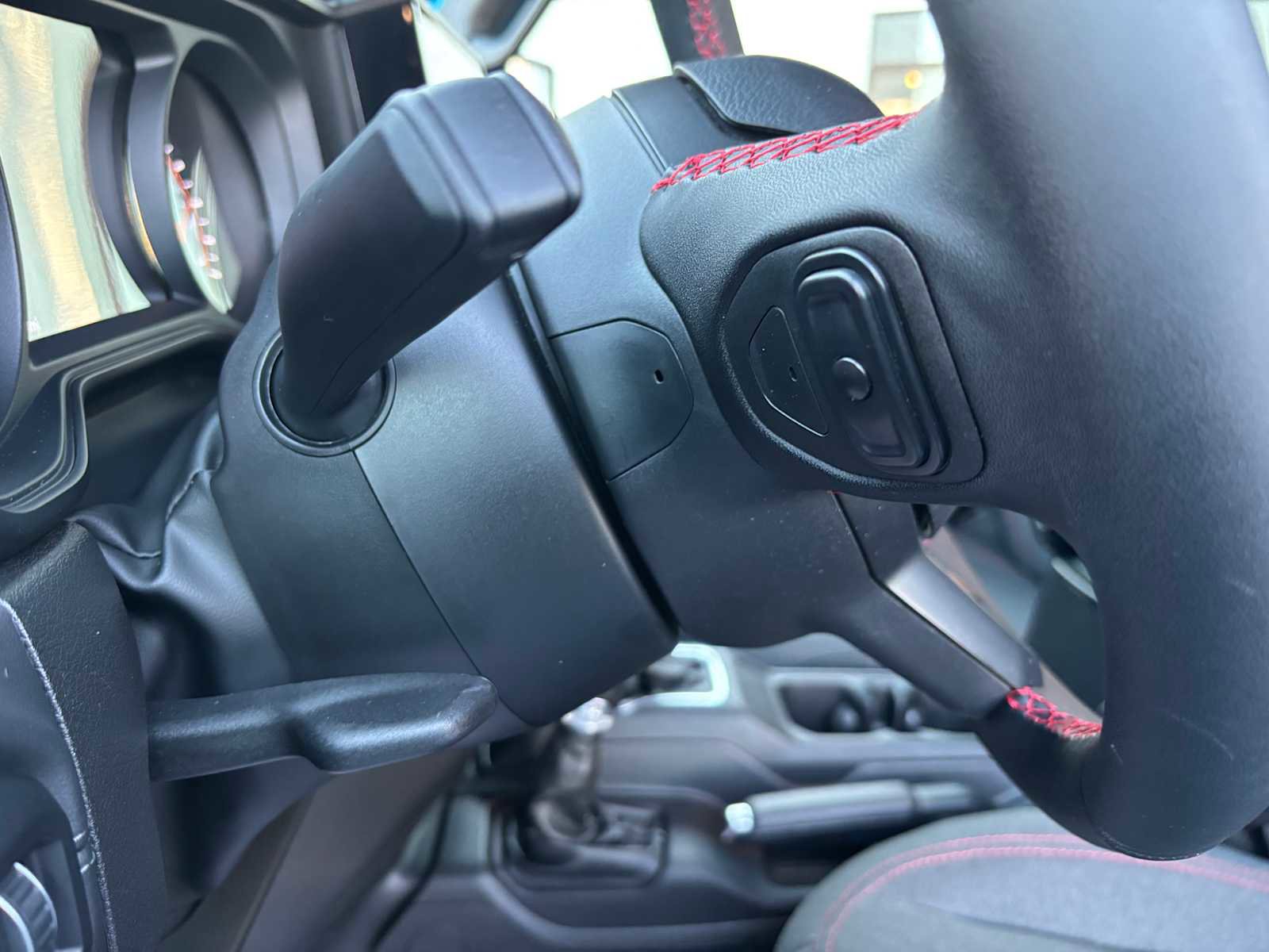 Used 2024 Jeep Wrangler Unlimited Rubicon image 21