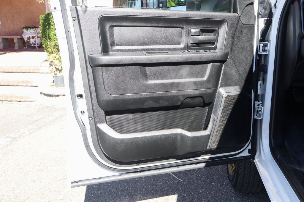 Used 2022 RAM 3500 Tradesman w/ Safety Group image 15