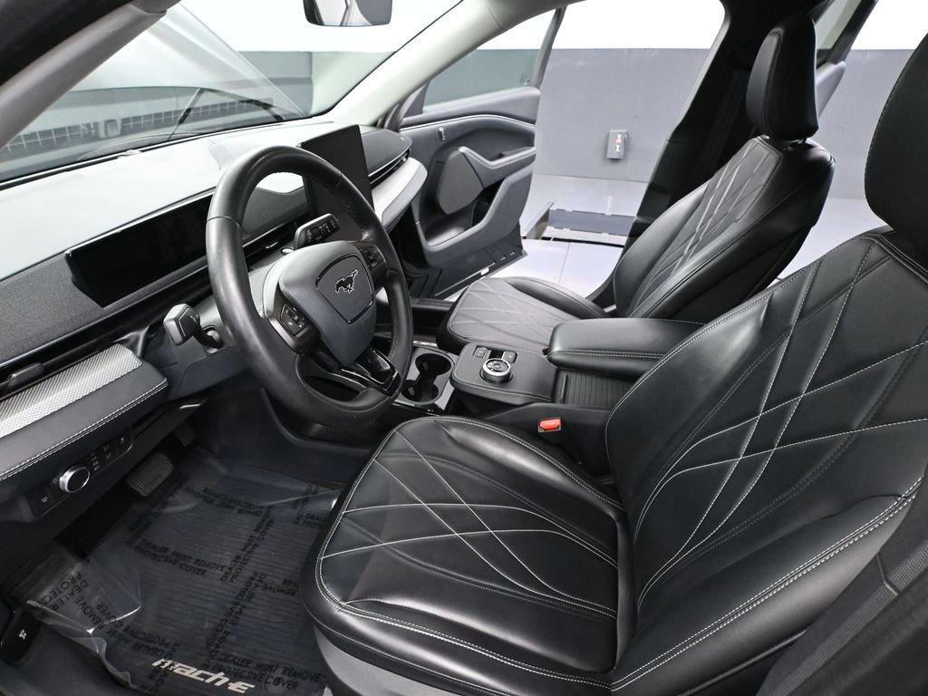 Used 2021 Ford Mustang Mach-E Select image 22