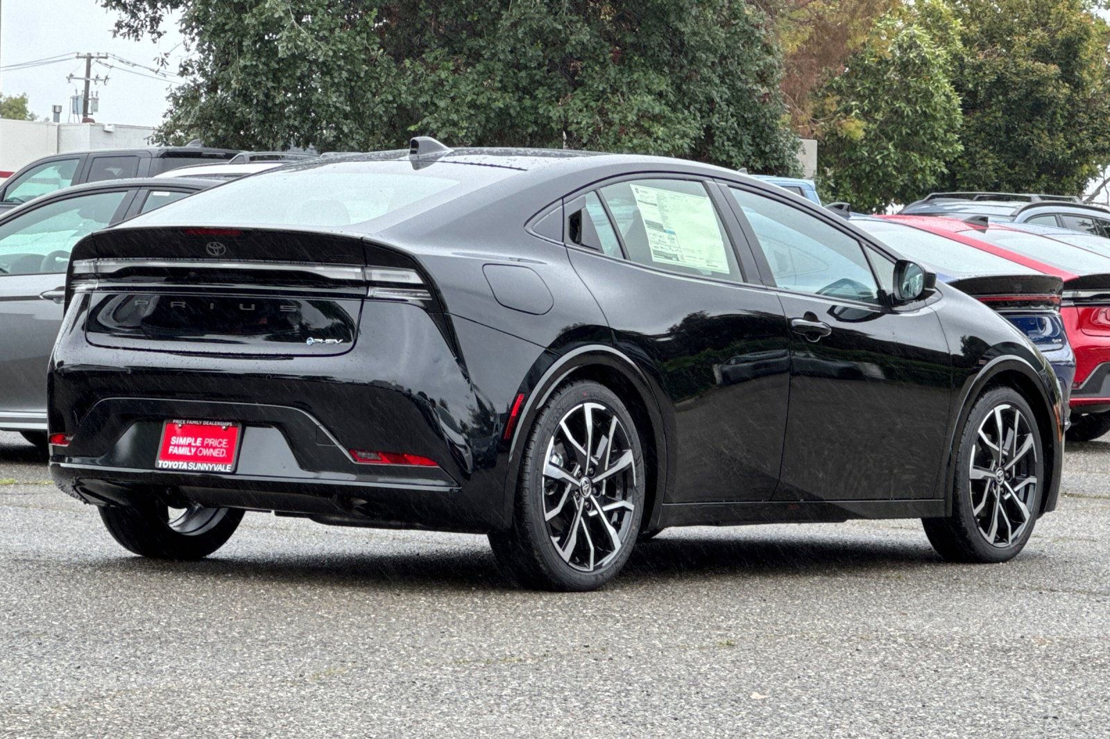 New 2026 Toyota Prius Plug-In Hybrid FWD image 3