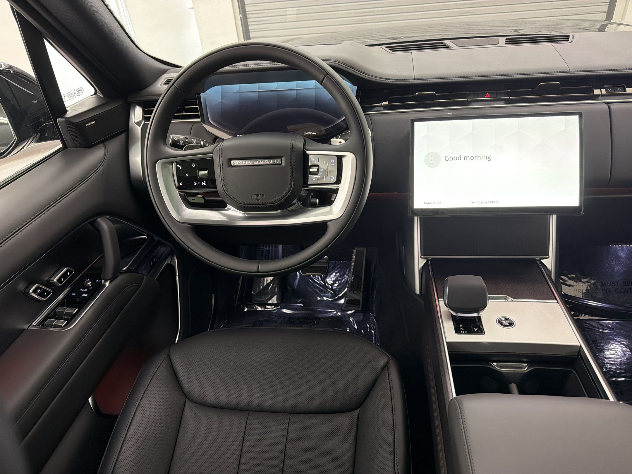 New 2026 Land Rover Range Rover Long Wheelbase SE AWD/4WD image 29