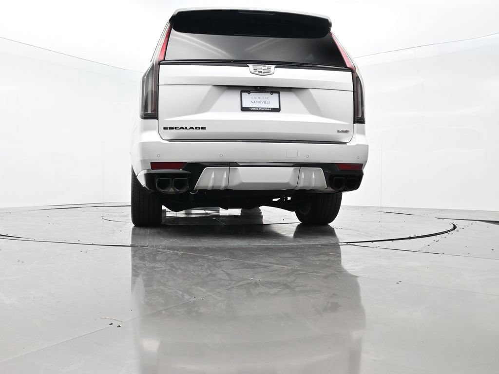 Used 2023 Cadillac Escalade V w/ LPO, ONYX Package AWD/4WD image 53