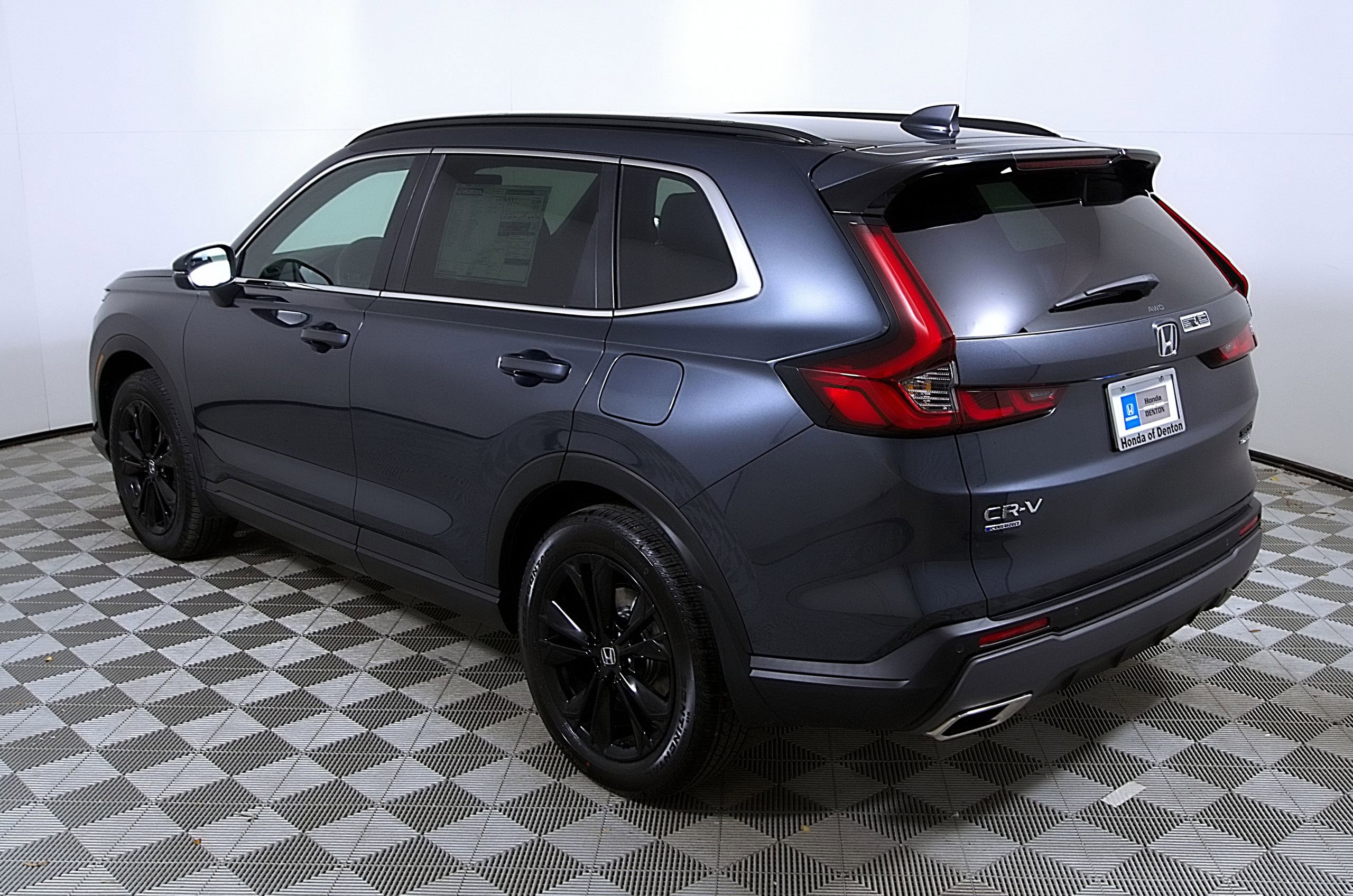 Used 2024 Honda CR-V Sport Touring image 9
