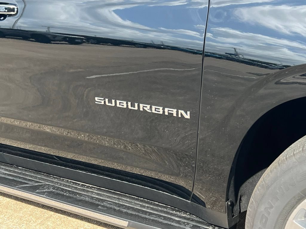 New 2026 Chevrolet Suburban Premier RWD image 11