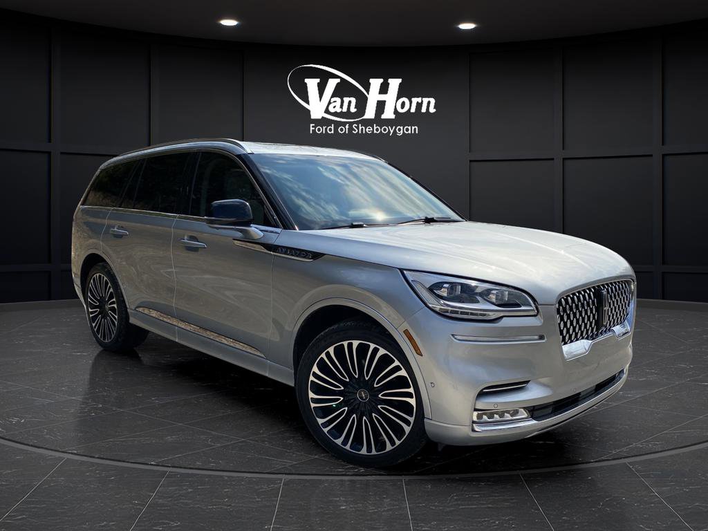 Used 2023 Lincoln Aviator Black Label w/ Dynamic Handling Package AWD/4WD image 2