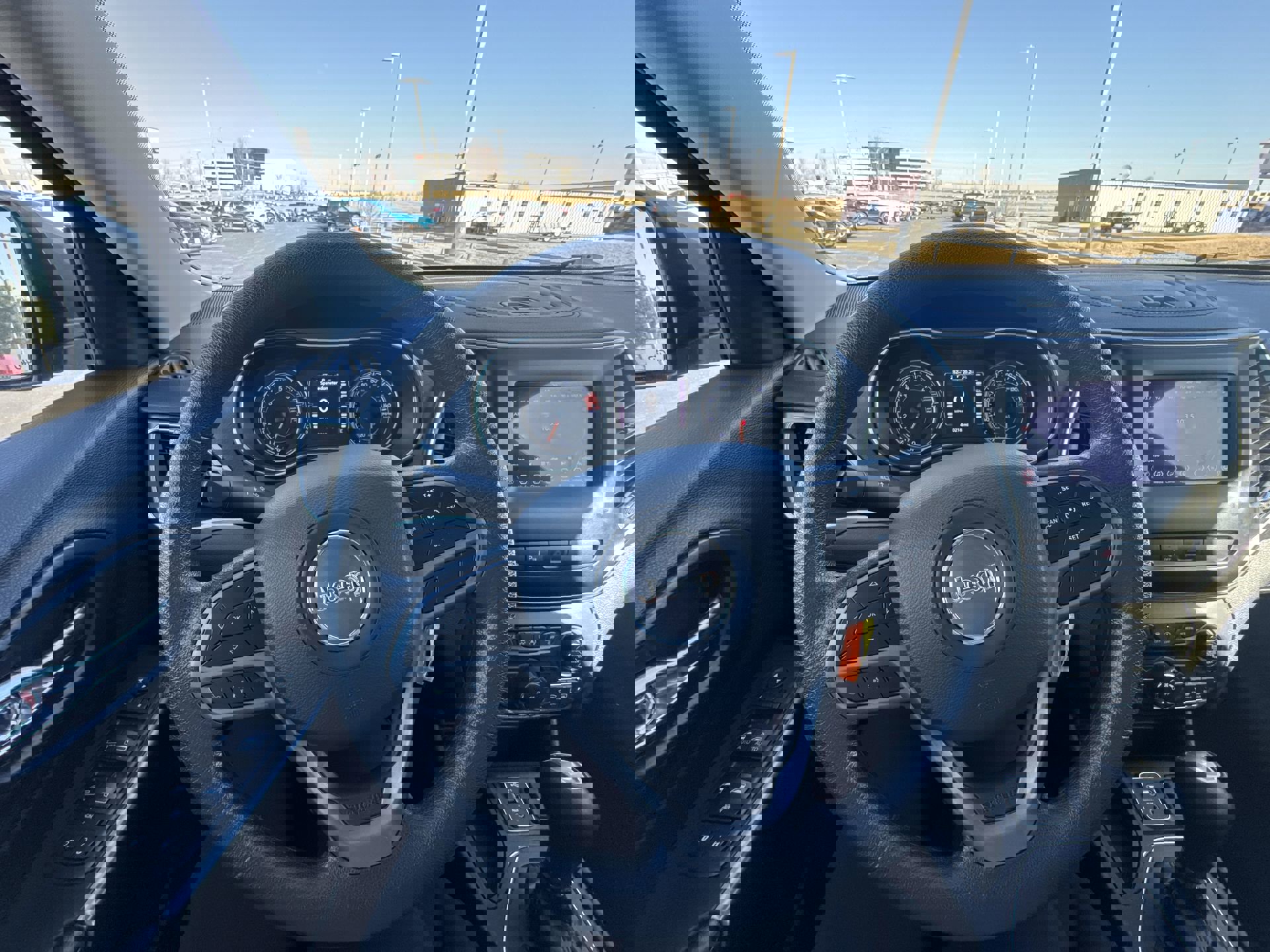 Used 2020 Jeep Cherokee Latitude image 14