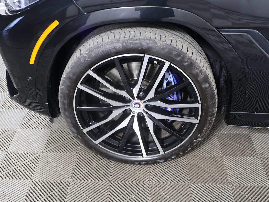 Used 2023 BMW X6 M50i w/ Executive Package AWD/4WD image 21