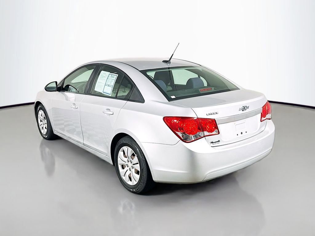 Used 2014 Chevrolet Cruze LS image 5
