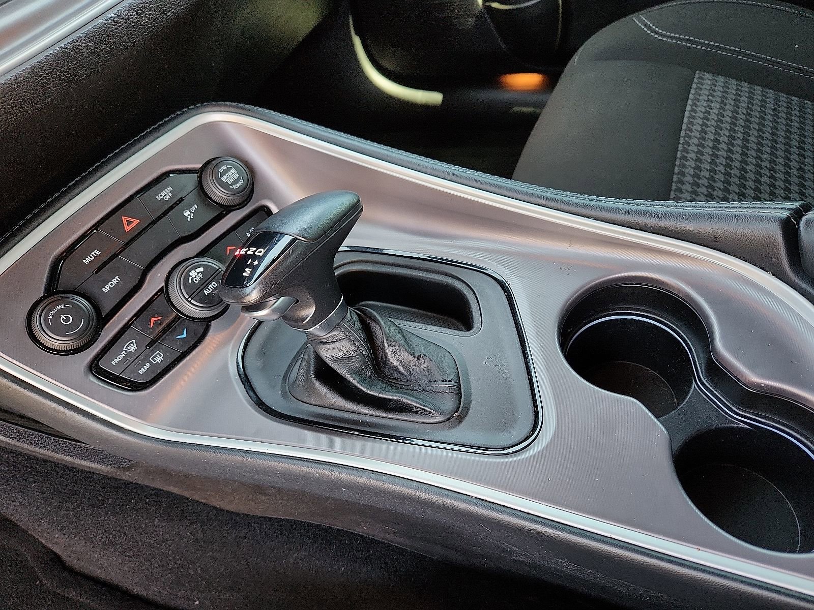 Used 2022 Dodge Challenger SXT w/ Blacktop Package RWD image 25