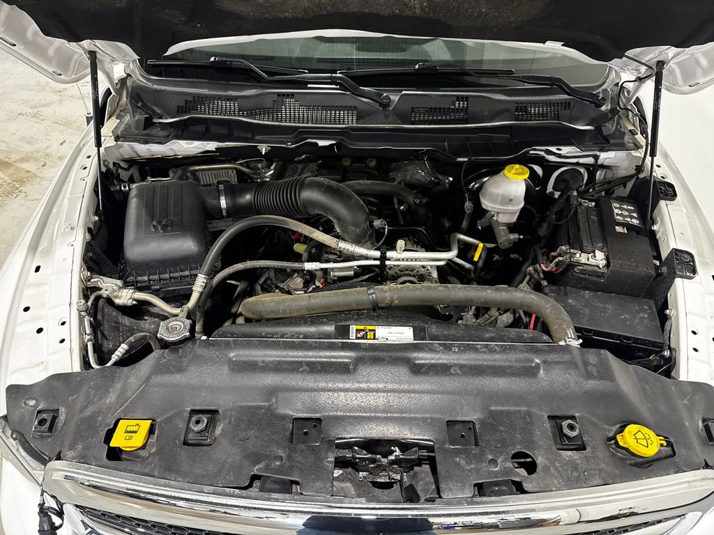 Used 2022 RAM 1500 Classic SLT image 11