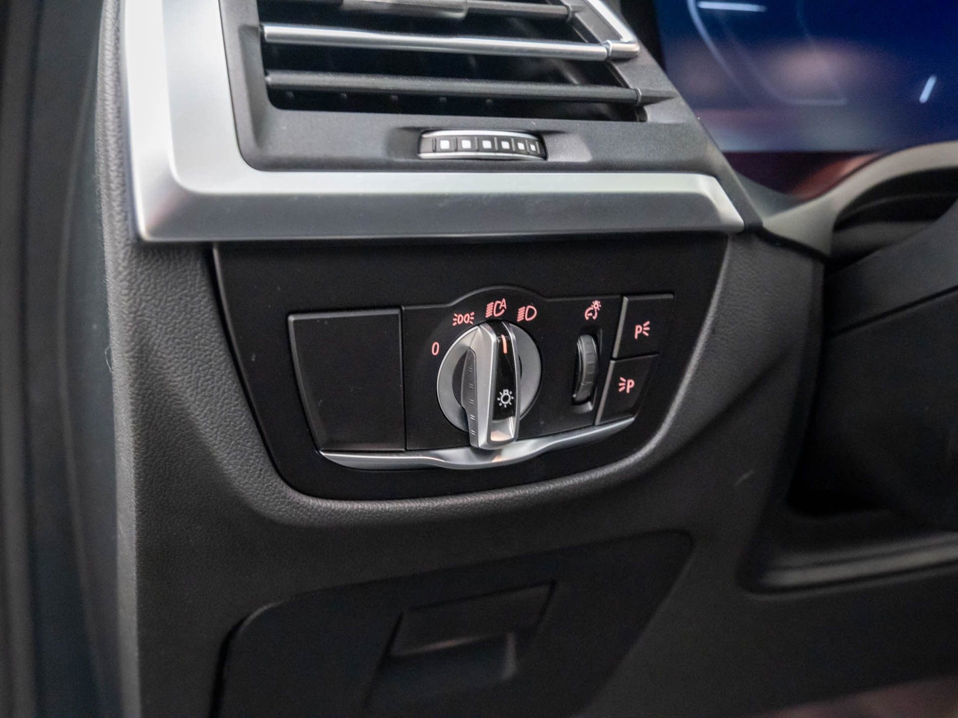 Used 2023 BMW X3 M40i w/ Premium Package image 21