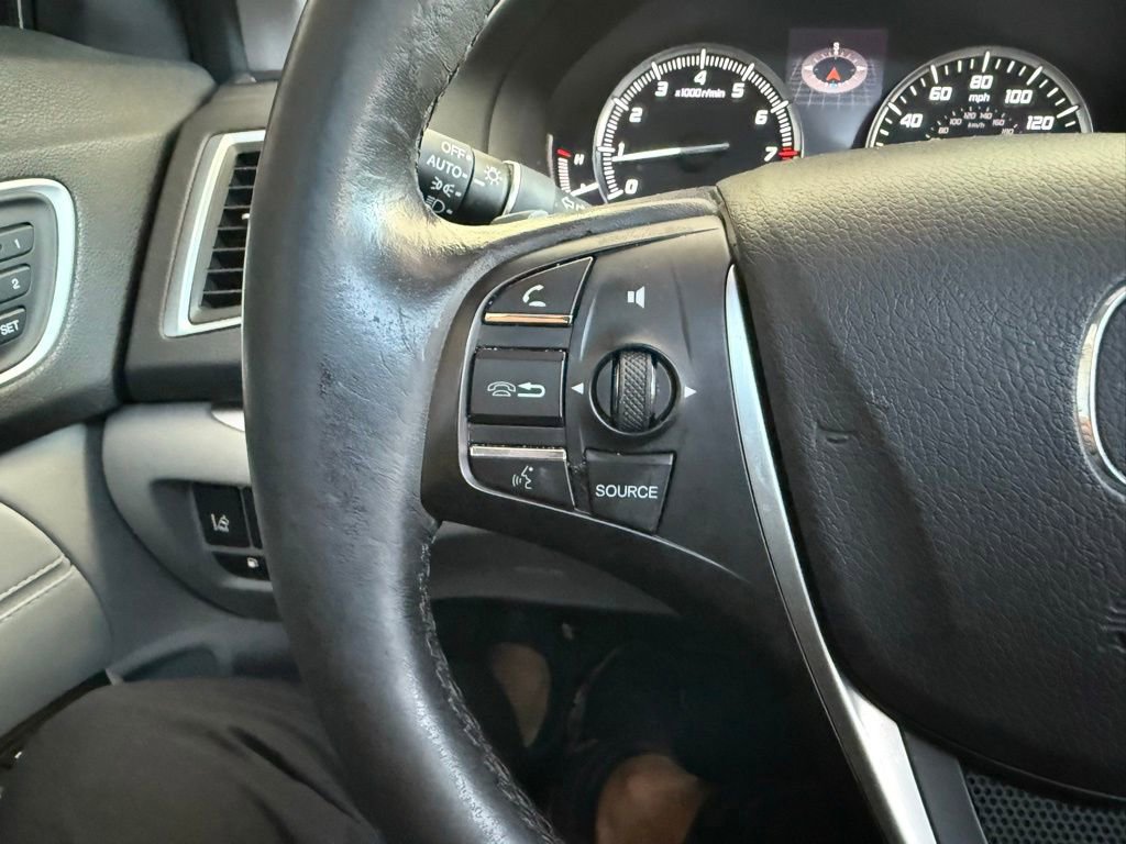 Used 2018 Acura TLX image 27