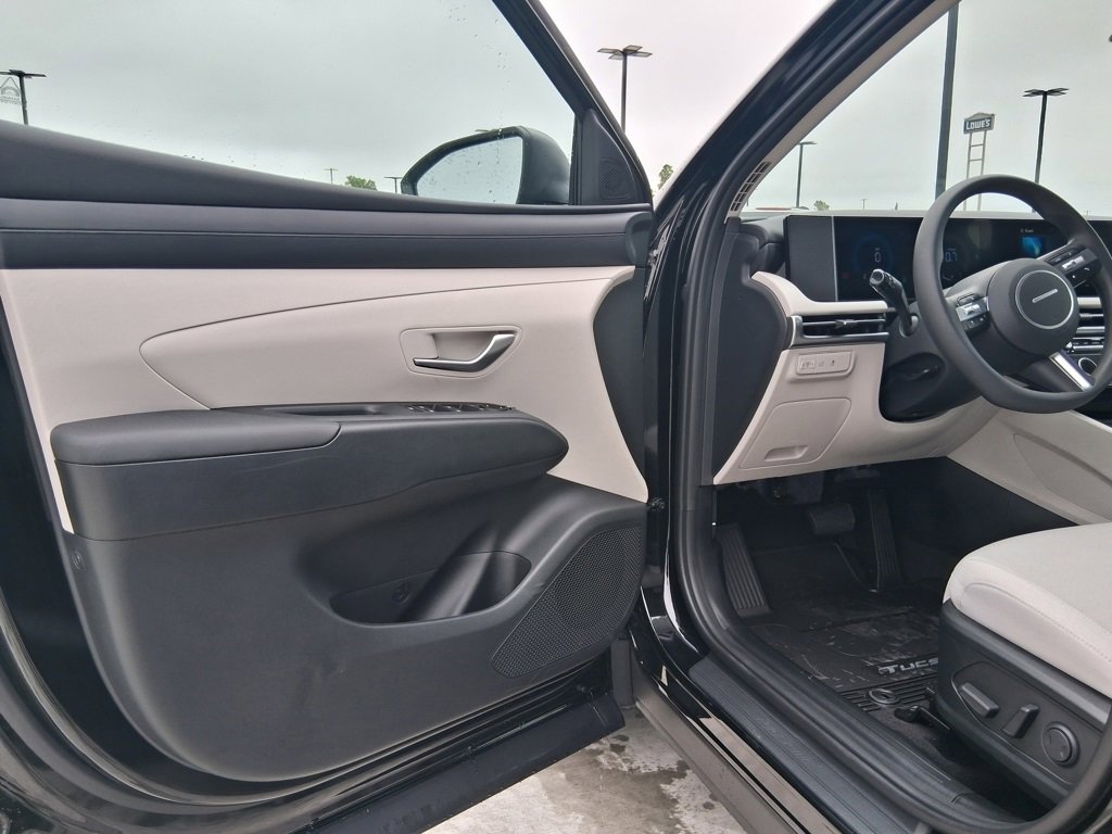 New 2026 Hyundai Tucson SEL image 17