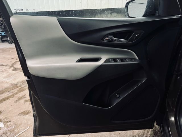 Used 2023 Chevrolet Equinox LT image 13