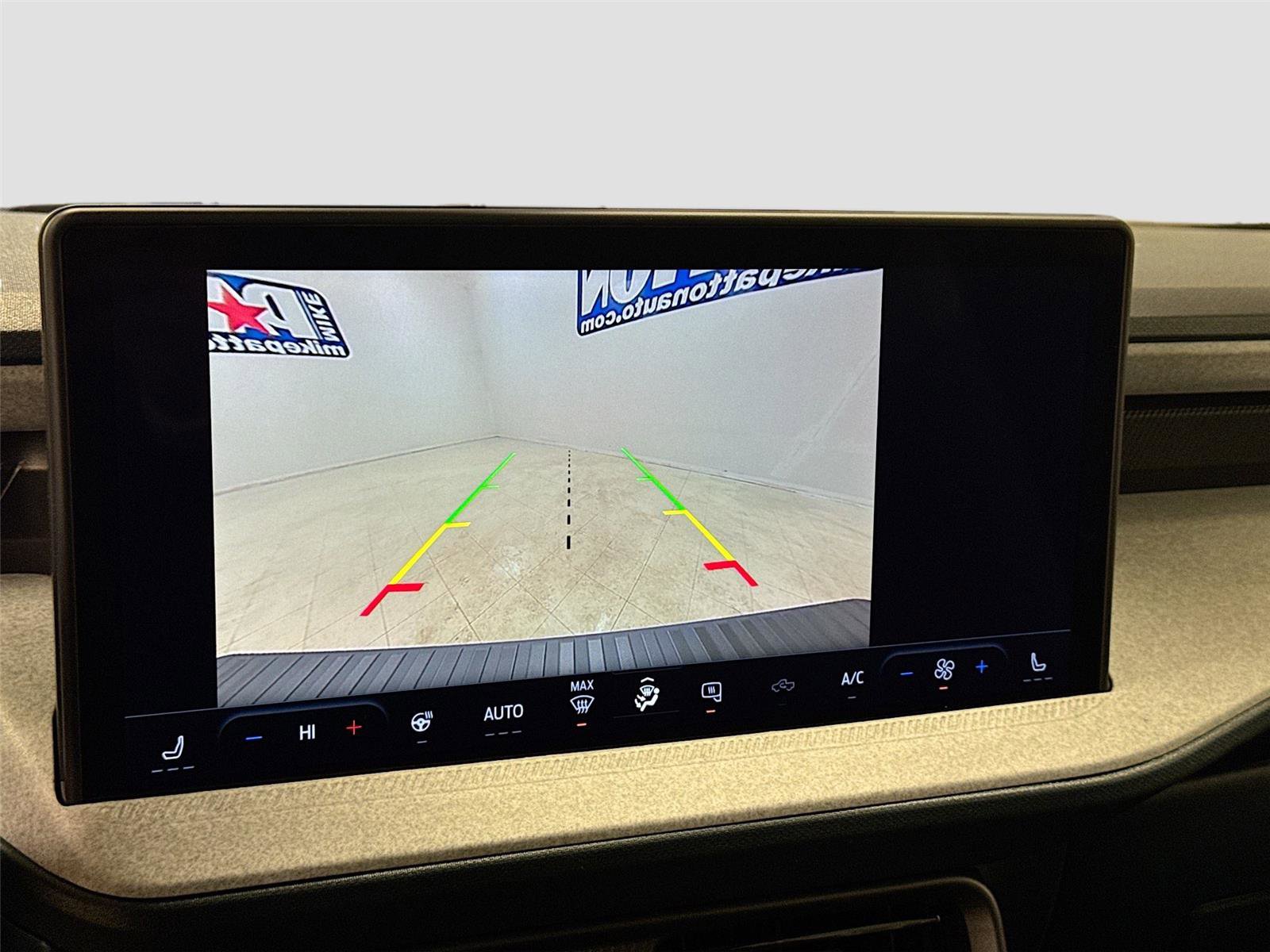 New 2026 Ford Maverick XLT w/ XLT Luxury Package AWD/4WD image 12