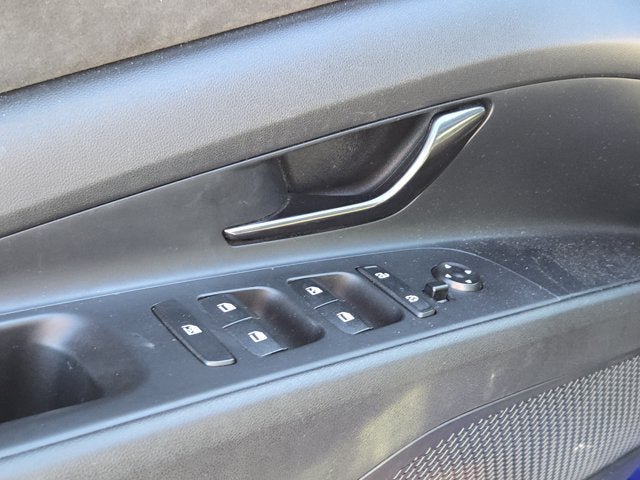 Used 2022 Hyundai Elantra N FWD image 16