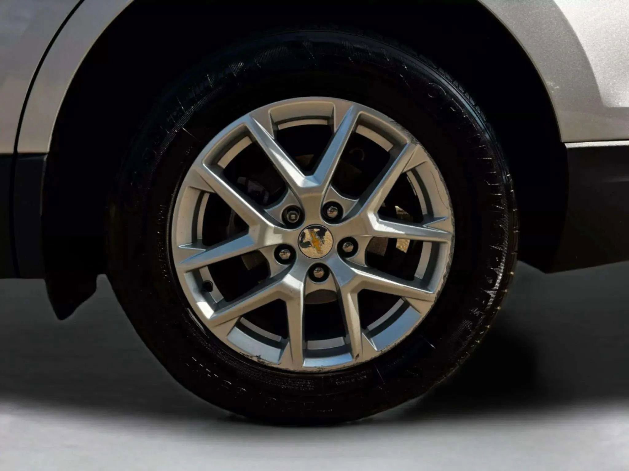 Used 2022 Chevrolet Equinox LT image 36