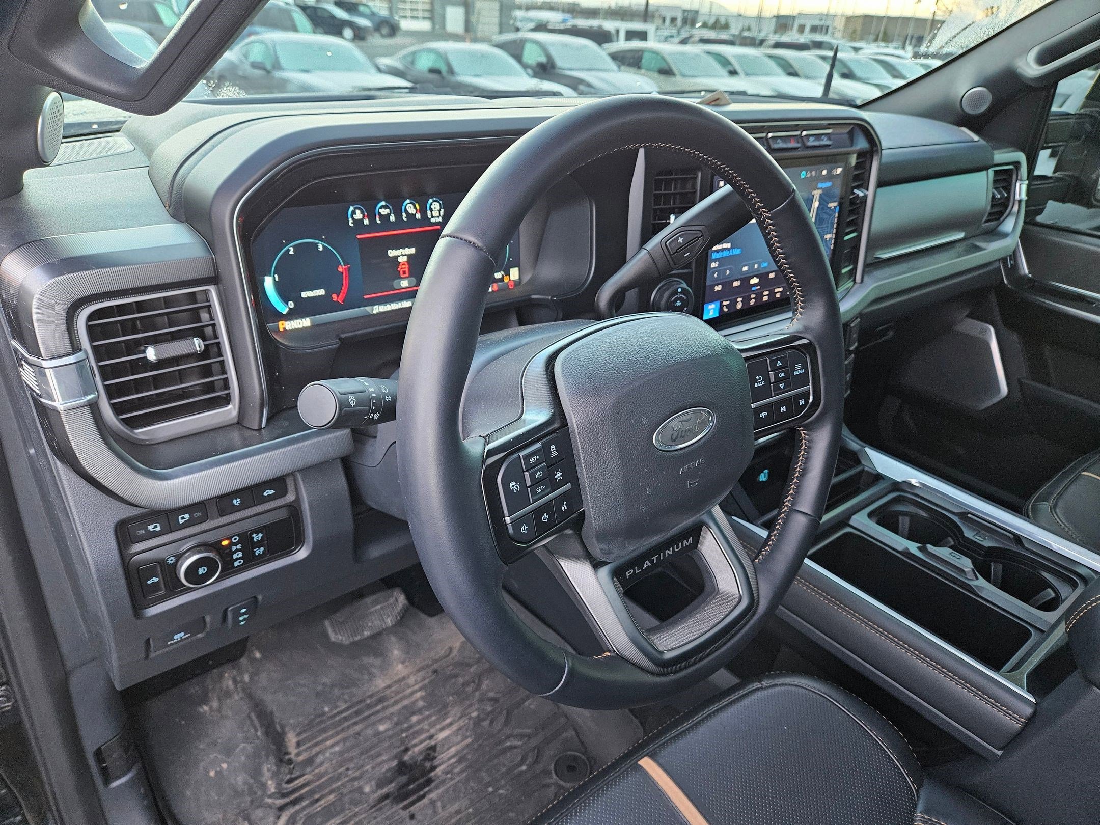 Used 2024 Ford F350 Platinum image 14