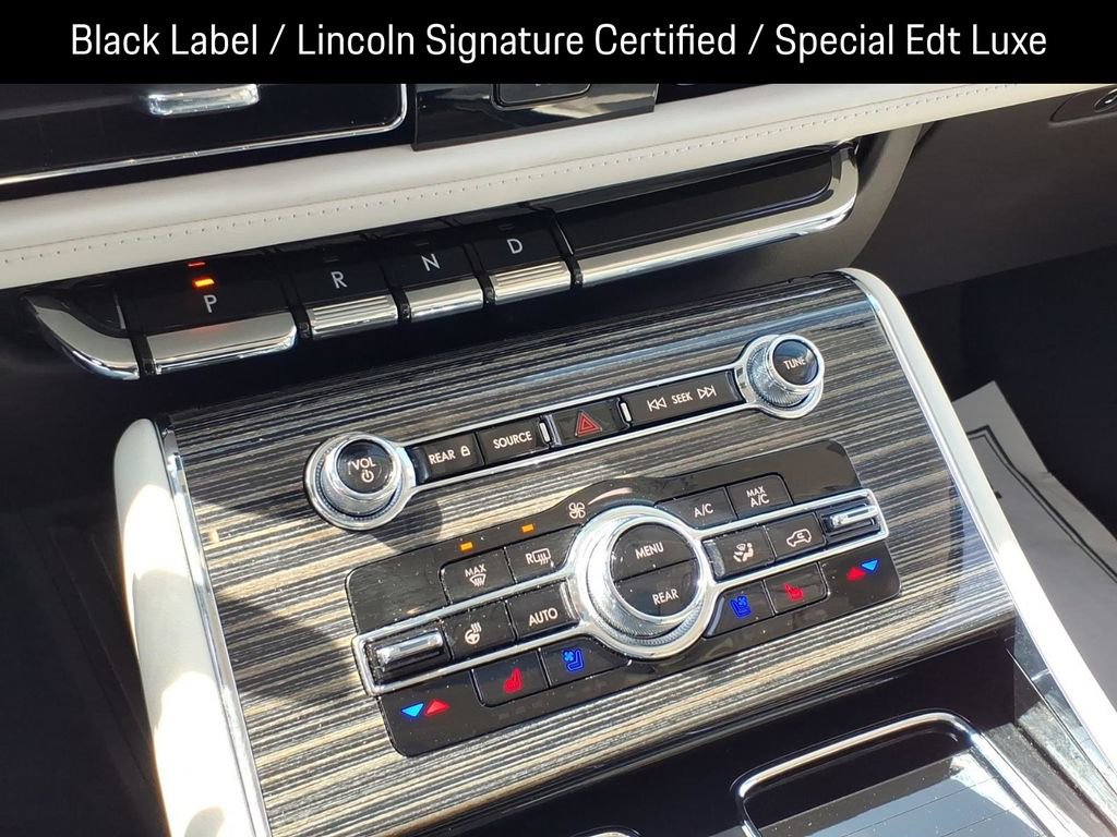 Certified 2024 Lincoln Aviator Black Label image 25
