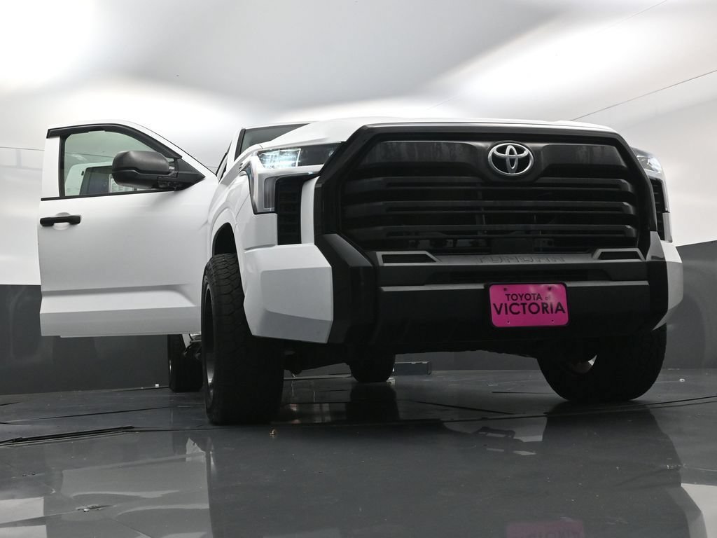Used 2022 Toyota Tundra SR w/ SR Tow Package AWD/4WD image 28