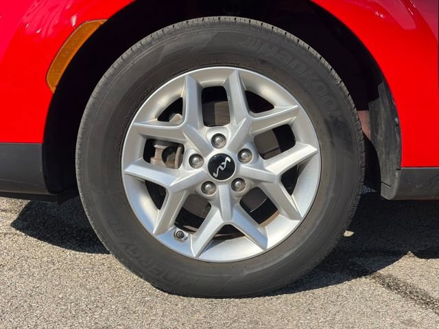 Used 2023 Kia Soul LX w/ LX Technology Package image 16