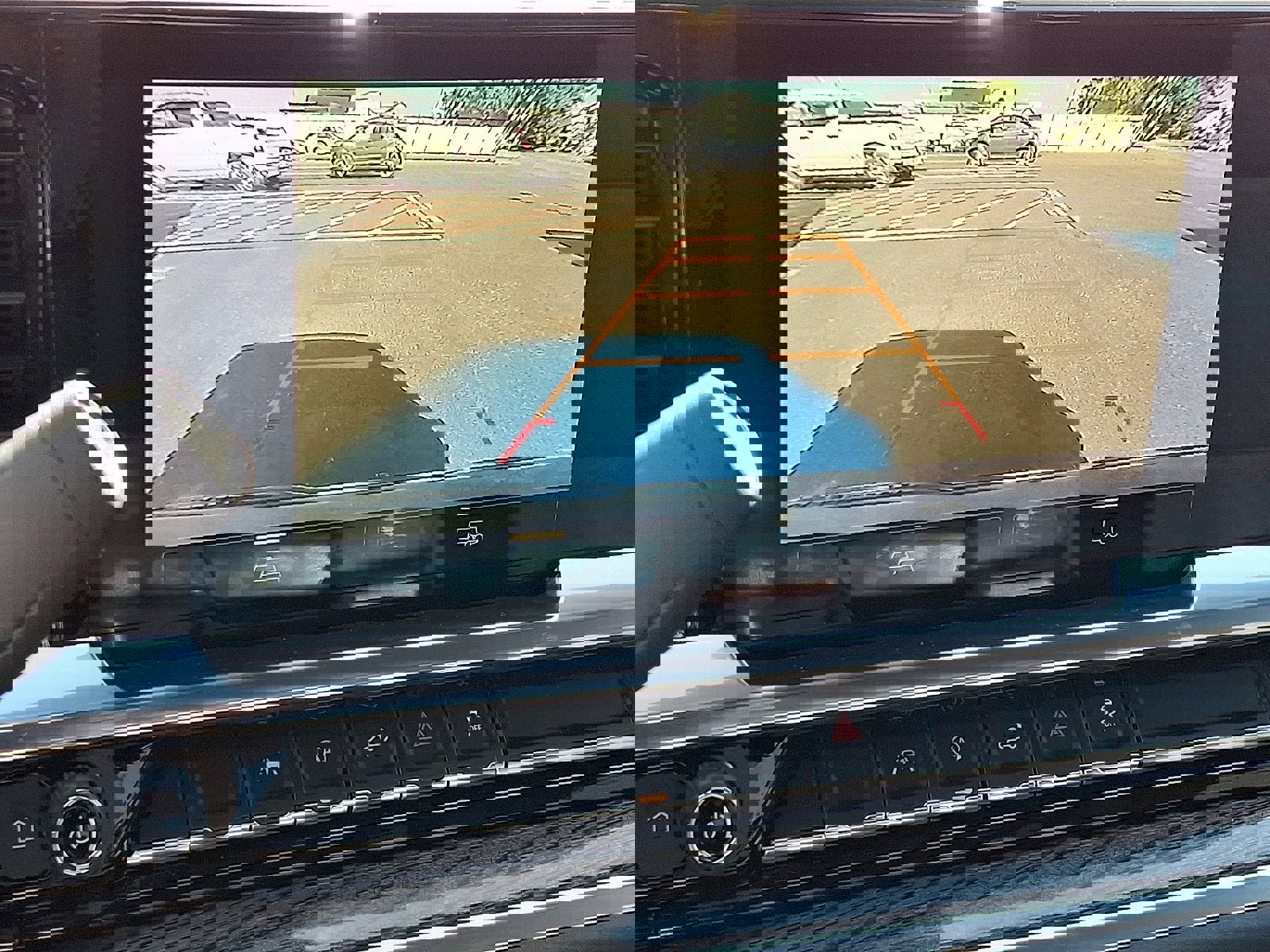 Used 2022 Chevrolet Silverado 1500 LT image 18