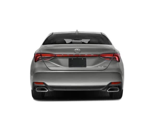Used 2022 Toyota Avalon XLE w/ Moonroof Package FWD image 8