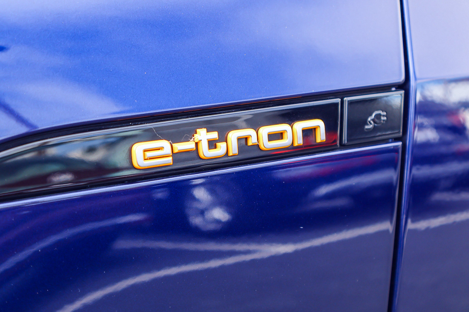 Used 2022 Audi e-tron Premium AWD/4WD image 28