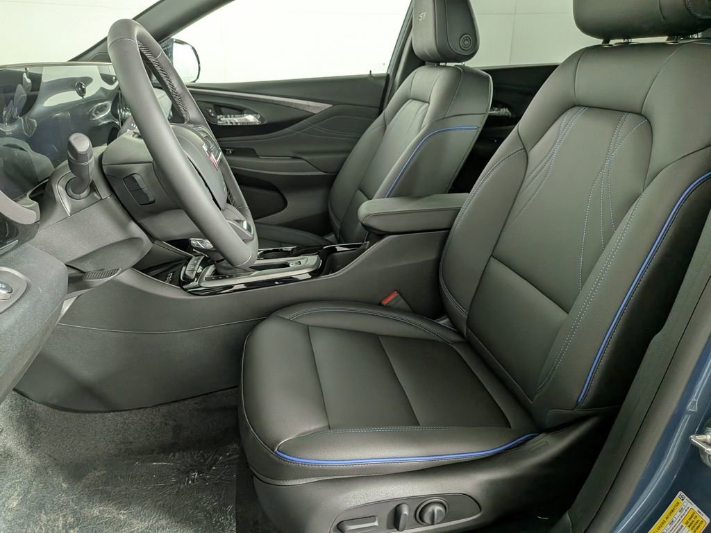 New 2025 Buick Envista Sport Touring w/ Convenience I Package image 16