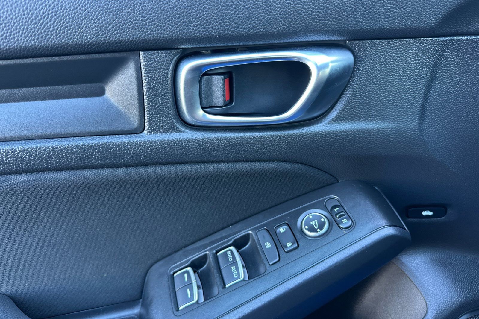 Used 2022 Honda Civic Sport image 10