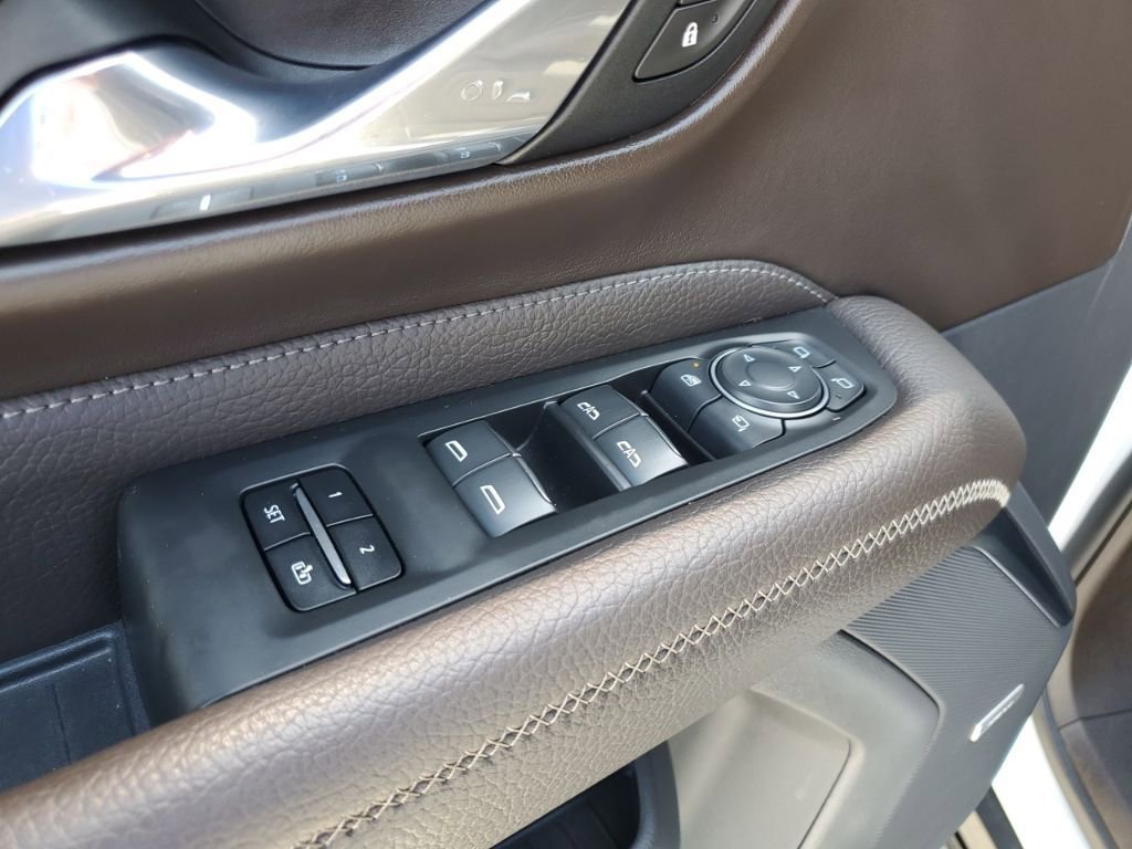 Used 2021 GMC Yukon Denali w/ Denali Ultimate Package image 29