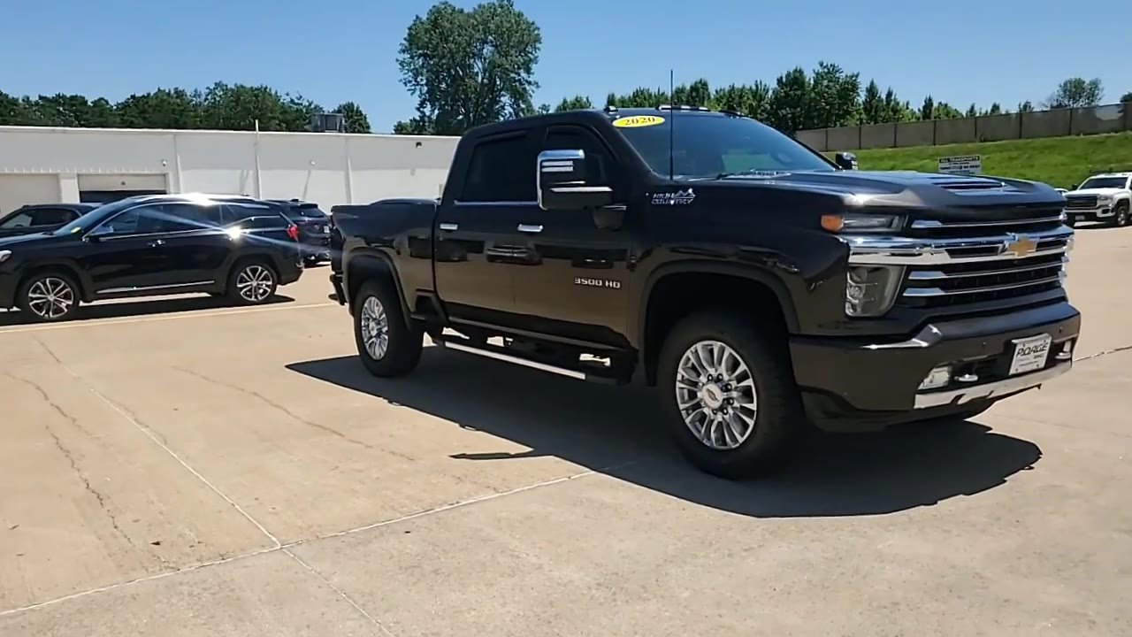Used 2020 Chevrolet Silverado 3500 High Country w/ Z71 Off-Road Package AWD/4WD image 2