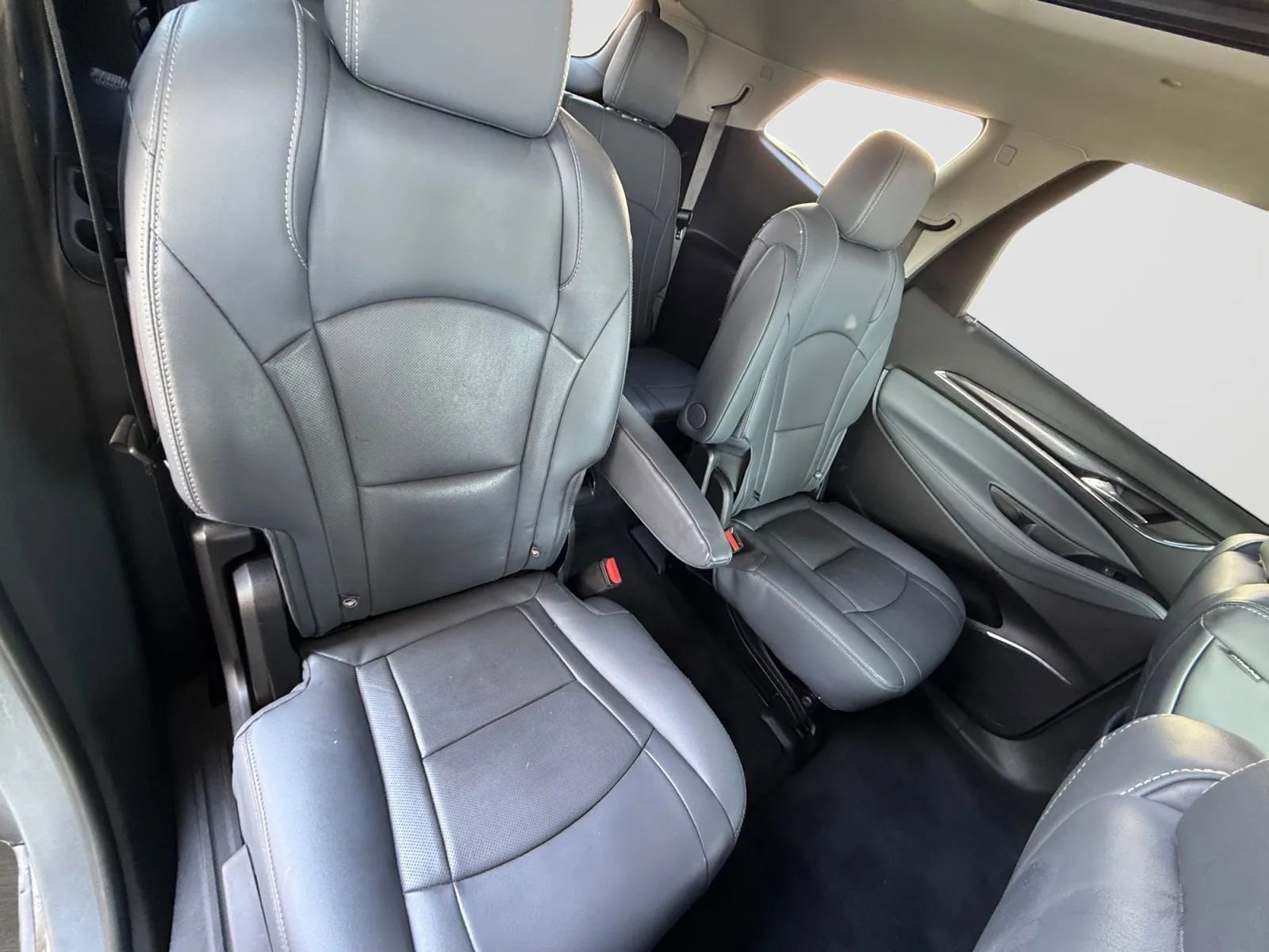 Used 2019 Buick Enclave Premium image 17